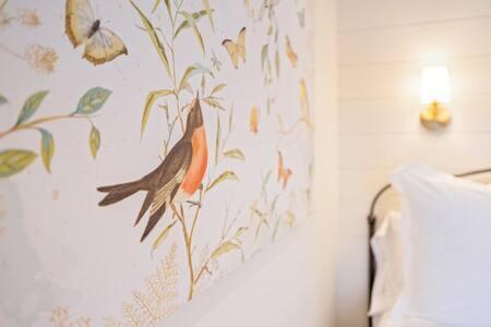Downtown Luxury Farmhouse Apartment #4 West Dundee ภายนอก รูปภาพ